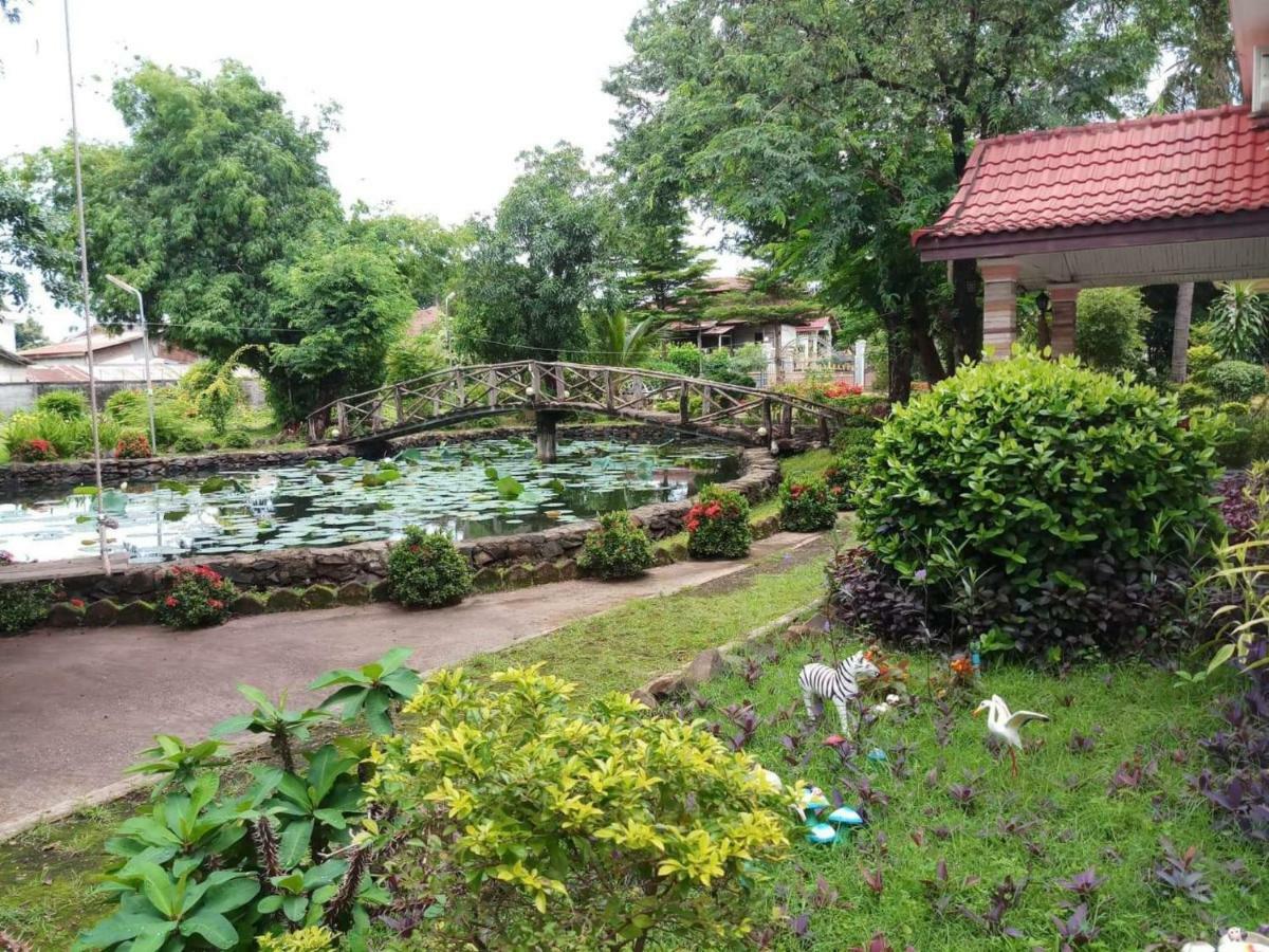 Xuanmai Garden Resort Pakse Exterior photo